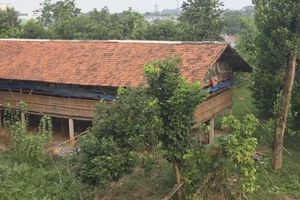 Warga Pertanyakan Legalitas Kandang Ayam di Ciputat Tangsel yang Berlokasi Dekat Permukiman