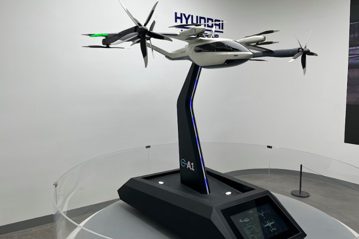 Prototipe pengembangan taksi terbang yang diproduksi Hyundai Motors Company