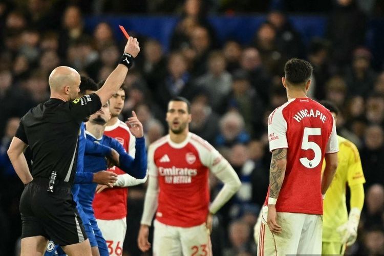 Hasil HT Chelsea Vs Arsenal 0-0: Duel Keras Diwarnai Satu Kartu Merah
