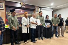 Muda-Tanjung Tarik Dokumen Pendaftaran Jalur Independen di KPU Kalbar
