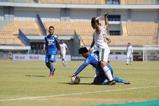 Robert Alberts Anggap Permainan Persib Kurang Agresif