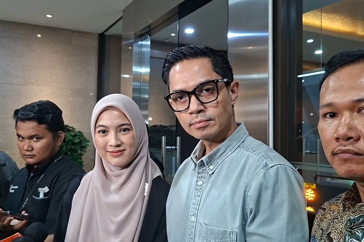 Dude Harlino dan Alyssa Soebandono Hampir 7 Jam Diperiksa Bareskrim terkait Kasus PT DSI