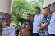 Menunggu Jawaban di Balai Kota Padang: Suara Ayah di Balik Kasus Kematian Pengamen Karim