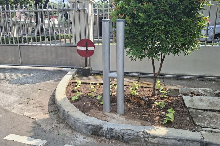Jalan Warga di Menteng Jakpus Tiba-tiba Mau Diportal, Diduga atas Permintaan Pejabat