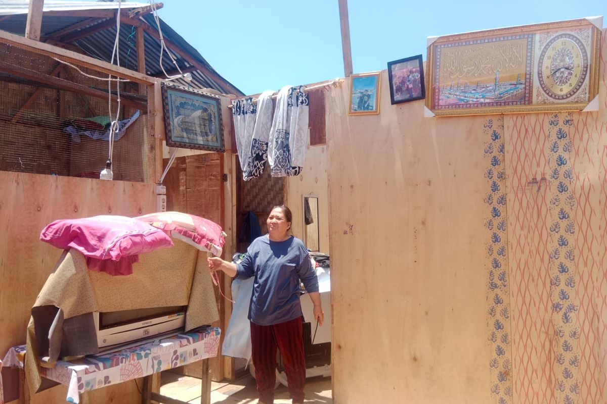 Kondisi rumah warga di Kecamatan Teluk Mengkudu, Sergai yang rusak akibat diterjang angin puting beliung, Jumat (22/8/2025) 