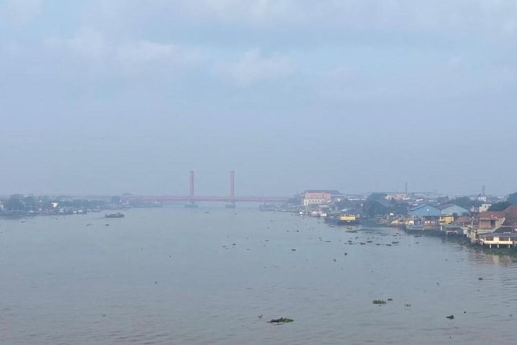 Kabut Asap di Palembang Kian Pekat, Kualitas Udara Sempat Sentuh Level Sangat Tidak Sehat Akibat Karhutla
