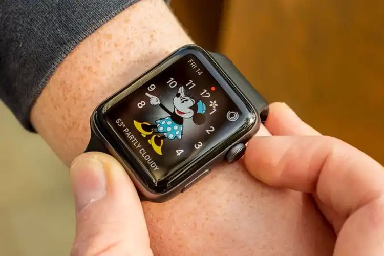 Apple Watch 2 series yang dirilis pada 2016