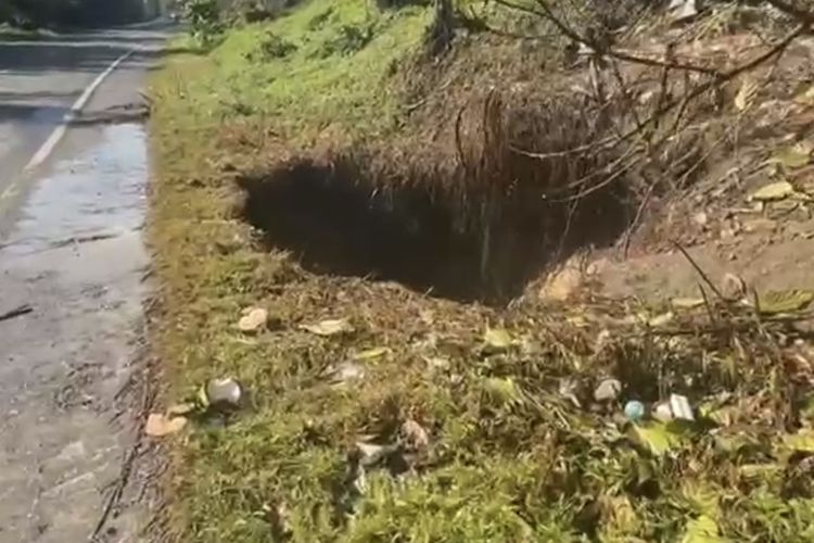 Lubang 5 Meter di Bengkulu Utara Semburkan Air Asin, Ahli Ungkap Fenomena Blowhole