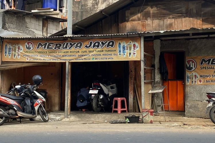 Jangan Ditunda, Ini Ciri Utama Shockbreaker Motor Harus Diservis