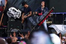 Slank Tampil Sempurna di Atambua