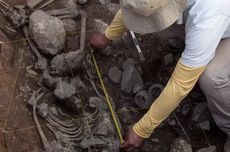 Kuburan Berusia 3.000 Tahun Berisi Kerangka Berposisi Ganjil Ditemukan di Peru