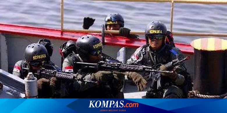 Latihan Navy Seal Kopaska Tingkatkan Kemampuan Bersama