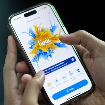 Aplikasi Livin' by Mandiri. Bank Mandiri telah melakukan penyesuaian jam operasional selama libur Natal dan Tahun Baru (Nataru) 2025/2026.