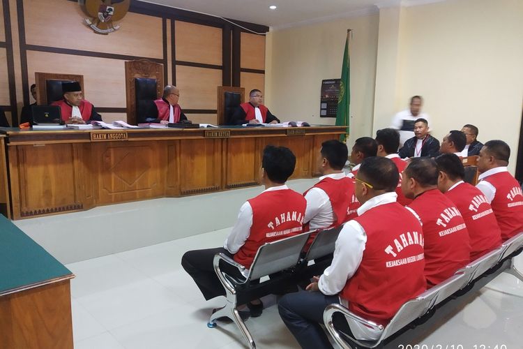 Proses sidang dakwaan Kasus penganiayaan Zaenal Abidin di Pengadilan Negeri Lombok Timur
