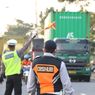 Lintasi Pantura Brebes, 14 Truk Sumbu Tiga Dikandangkan Petugas