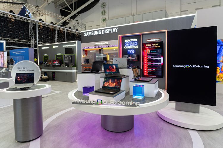 Selain panel Ultra Slim, Samsung Display juga memamerkan total 16 produk OLED dan QD-OLED untuk kebutuhan gaming di Computex 2026, mulai dari panel OLED 8,8 inci untuk handheld gaming PC hingga panel QD-OLED berukuran 49 inci untuk monitor gaming.
