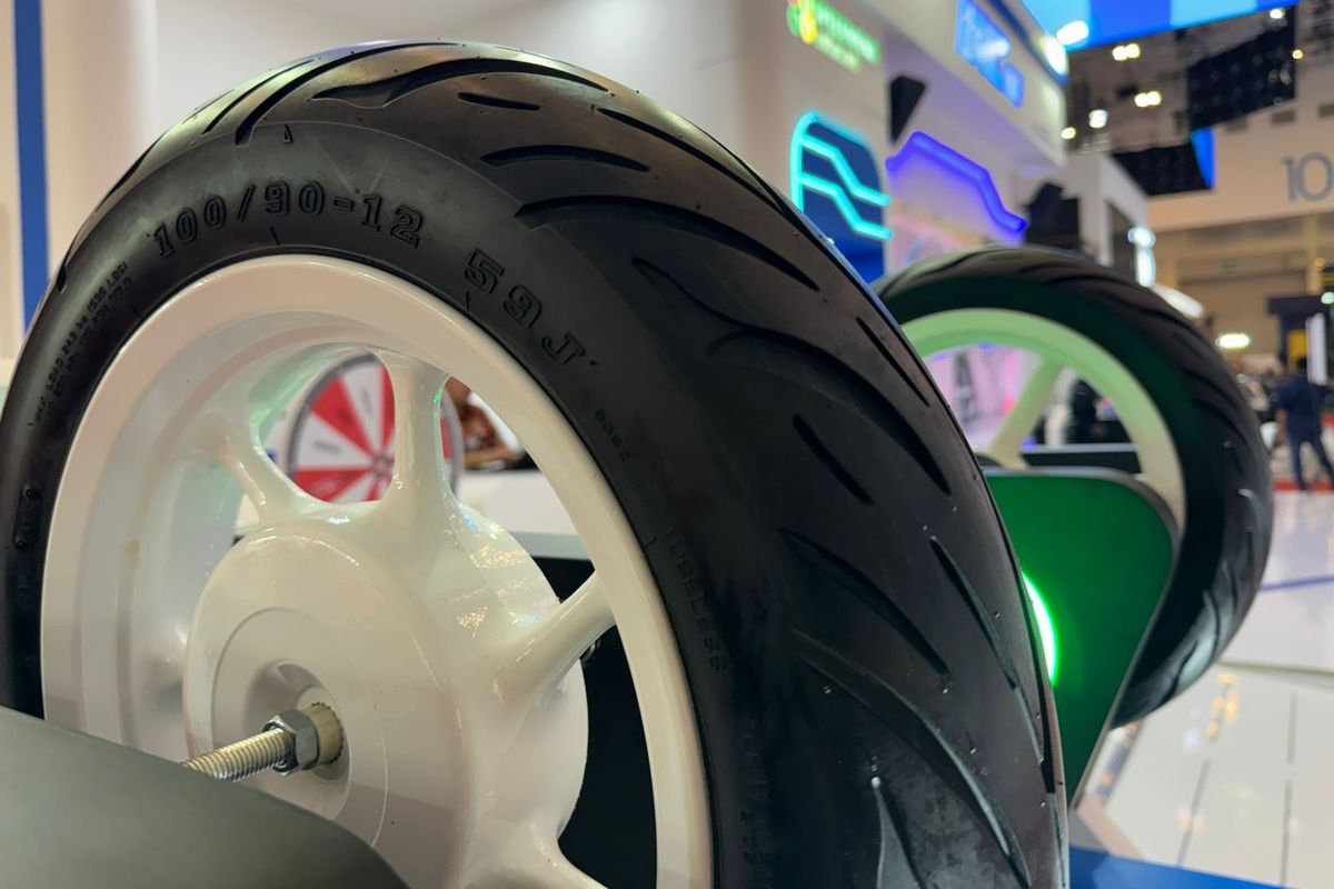 IRC Tire pamerkan produk terbaru di IMOS 2024