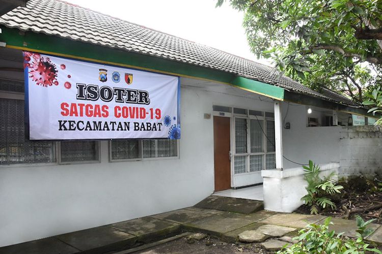 Rumah dinas Petrokimia Gresik yang difungsikan sebagai fasilitas isoter pasien Covid-19 di Desa Bedahan, Kecamatan Babat, Lamongan.