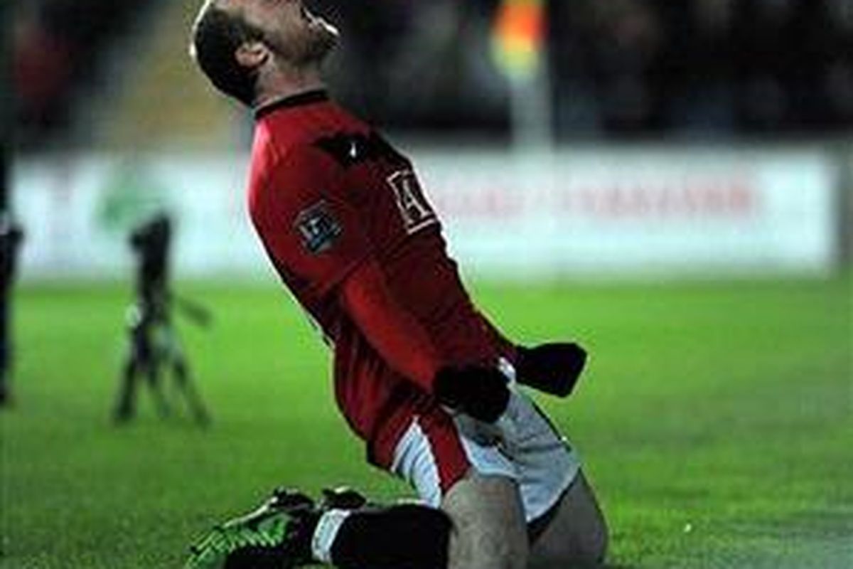 Penyerang Manchester United, Wayne Rooney.