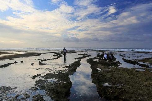 10 Wisata Pantai di Jawa Barat, Cocok untuk Libur Sekolah