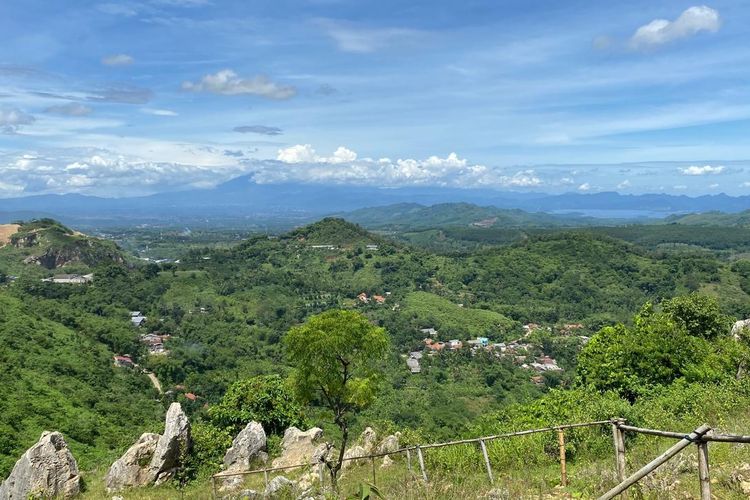 Stone Garden di Padalarang, Bandung Barat, Jumat (21/11/2025). 