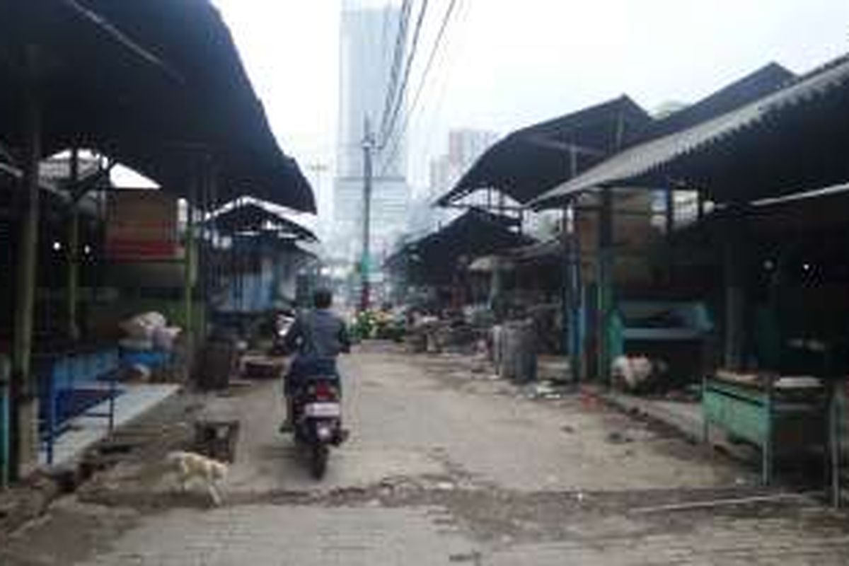 Pemilik restoran olahan laut di Muara Angke, Jakarta Utara masih belum mengetahui konsep pembangunan restoram apung yang ingin dibangun Pemprov DKI, Senin (21/11/2016)