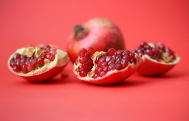 Manfaat kulit buah delima untuk kesehatan.