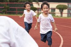 Anak Aktif Gerak? Bunda Jangan Khawatir, Ini Manfaatnya