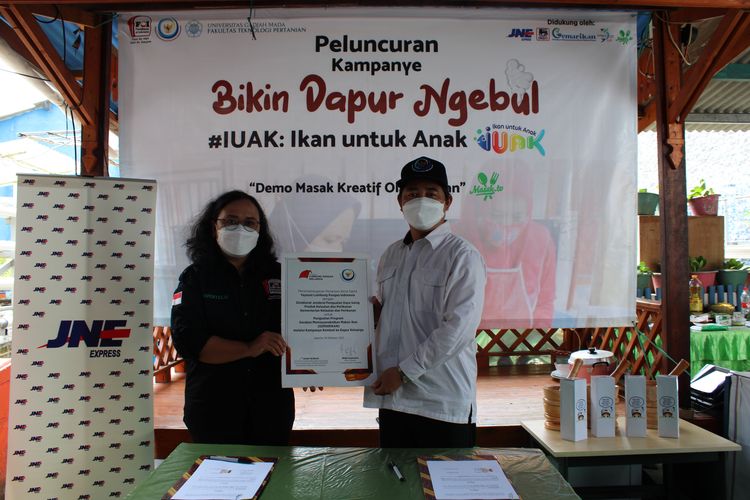 Fakultas Teknologi Pertanian Universitas Gadjah Mada (FTP UGM) dan Foodbank of Indonesia (FOI) berkolaborasi dengan Kementerian Kelautan dan Perikanan (KKP) meluncurkan Kampanye Bikin Dapur Ngebul.