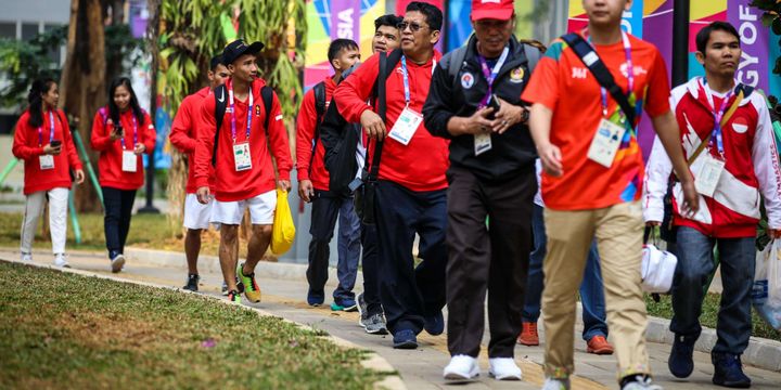 Para atlet peserta Asian Games 2018 dari berbagai negara tiba di Wisma Atlet Kemayoran, Jakarta Utara, Rabu (15/8/2018). Panitia Asian Games 2018 (INASGOC) mencatat sudah 1.483 Atlet dari 37 negara peserta yang menghuni Wisma Atlet Kemayoran.