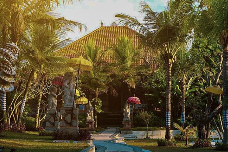 Penginapan Ubud Hotel & Cottages Malang, Jawa Timur.