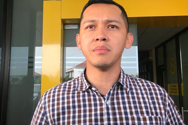 Kasat Reserse Kriminal Kompol Ivan Adhitira saat ditemui di Polres Metro Bekasi Kota, Kamis (30/6/2022). Pertemuan tersebut guna membahas kelanjutan soal kasus dugaan pemukulan yang dilakukan oleh Iko Uwais.