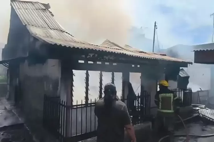 Lansia di Medan Kehilangan 2 Rumah Saat Kebakaran, Uang Bantuan Pemerintah Ikut Terbakar
