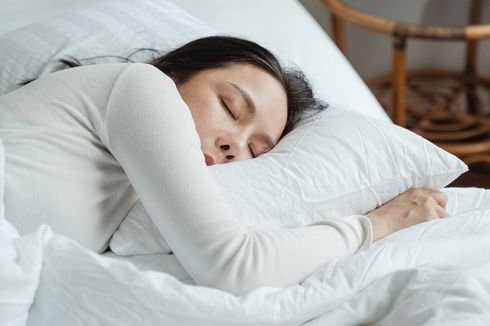 Tips Tidur Berkualitas Saat Puasa, Salah Satunya Kurangi Lihat Layar