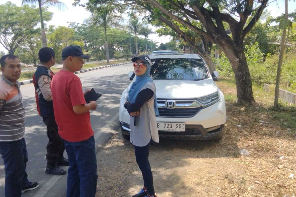 TKP insiden tabrakan mobil yang ditumpangi istri gubernur NTB , Sabtu (9/9/2023)