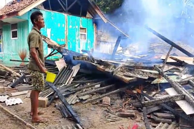 7 Rumah Bantuan Korban Tsunami Pangandaran Ludes Terbakar di Legokjawa
