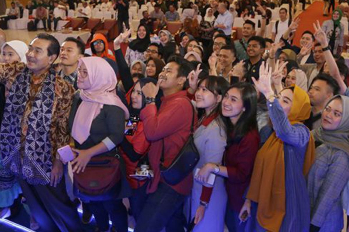 Suprajarto Dirut BRI usai memberikan kuliah umum ?Leaders of the Future? kepada sivitas akademika Universitas Padjadjaran yang digelar di Grha Sanusi Hardjadinata Unpad, Bandung, (20/2/2019).