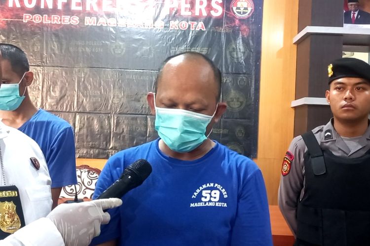 DOKUMENTASI/ (43) warga Berbah, Kabupaten Sleman saat menjalani pemeriksaan Mapolresta Magelang Kota. 