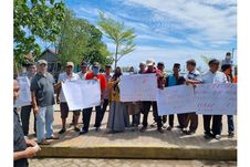 Unjuk Rasa di Pantai Marbo, Nelayan Tallo Protes Pembangunan Rel At Grade