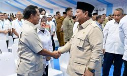 Mendagri Tito Hadiri Akad Massal 26.000 KPR FLPP dan Serah Terima Kunci Rumah bagi MBR 