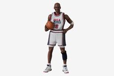 Boneka Michael Jordan Dirilis dalam Seragam Dream Team