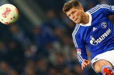 Perpanjang Kontrak, Huntelaar di Schalke hingga 2017