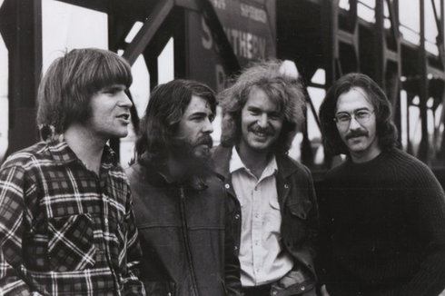 Lirik dan Chord Lagu Down on the Corner - Creedence Clearwater Revival