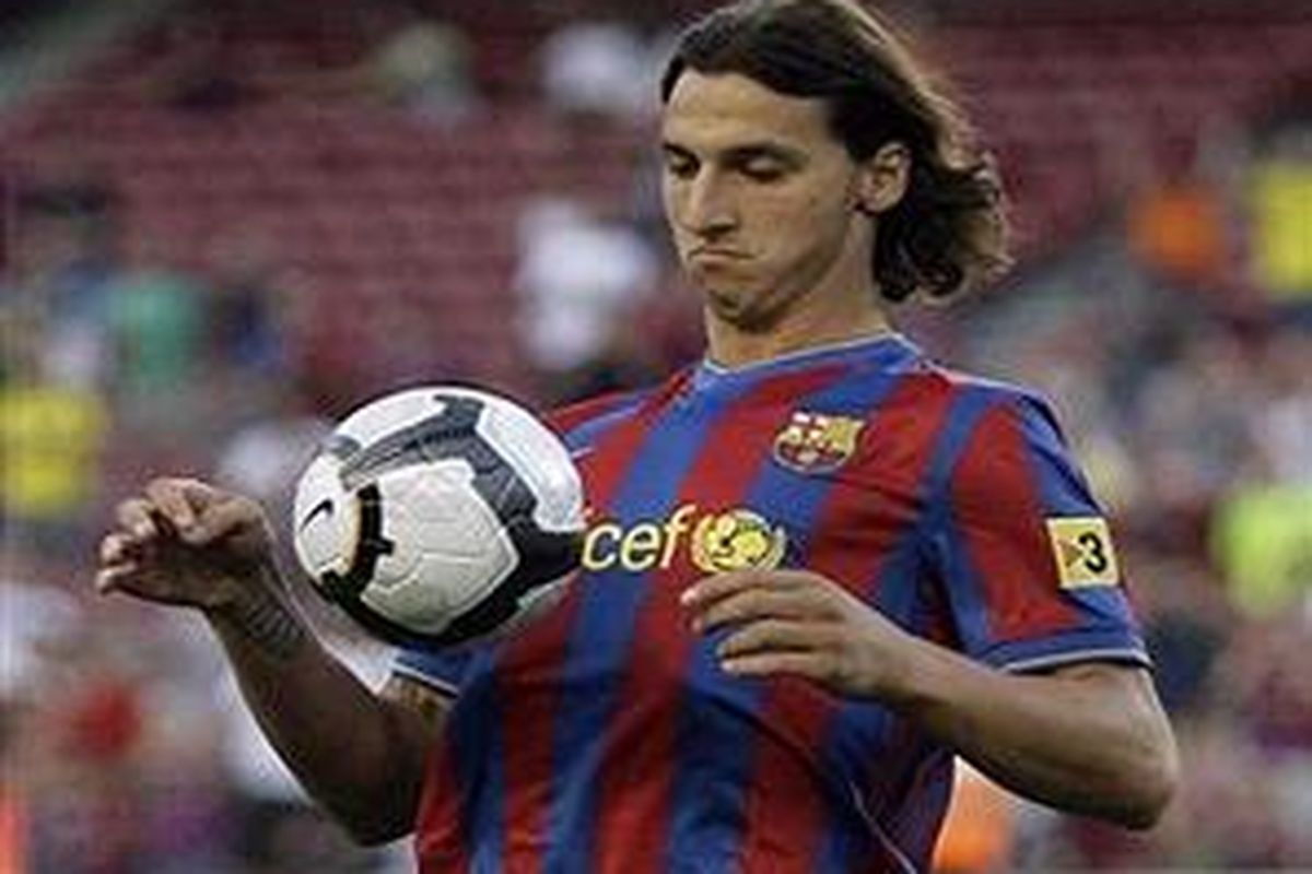 Penyerang Barcelona, Zlatan Ibrahimovic.