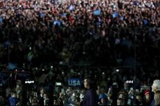 Bersama Obama dan Bon Jovi, Hillary Sedot 40.000 Orang di Kampanye Terakhir