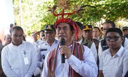 Mentan Amran Kirim Bantuan Pangan Rp 75,4 Miliar untuk Korban Gempa NTT, Pastikan Tersalurkan