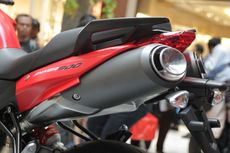 Paket Ganteng Aprilia Shiver 900