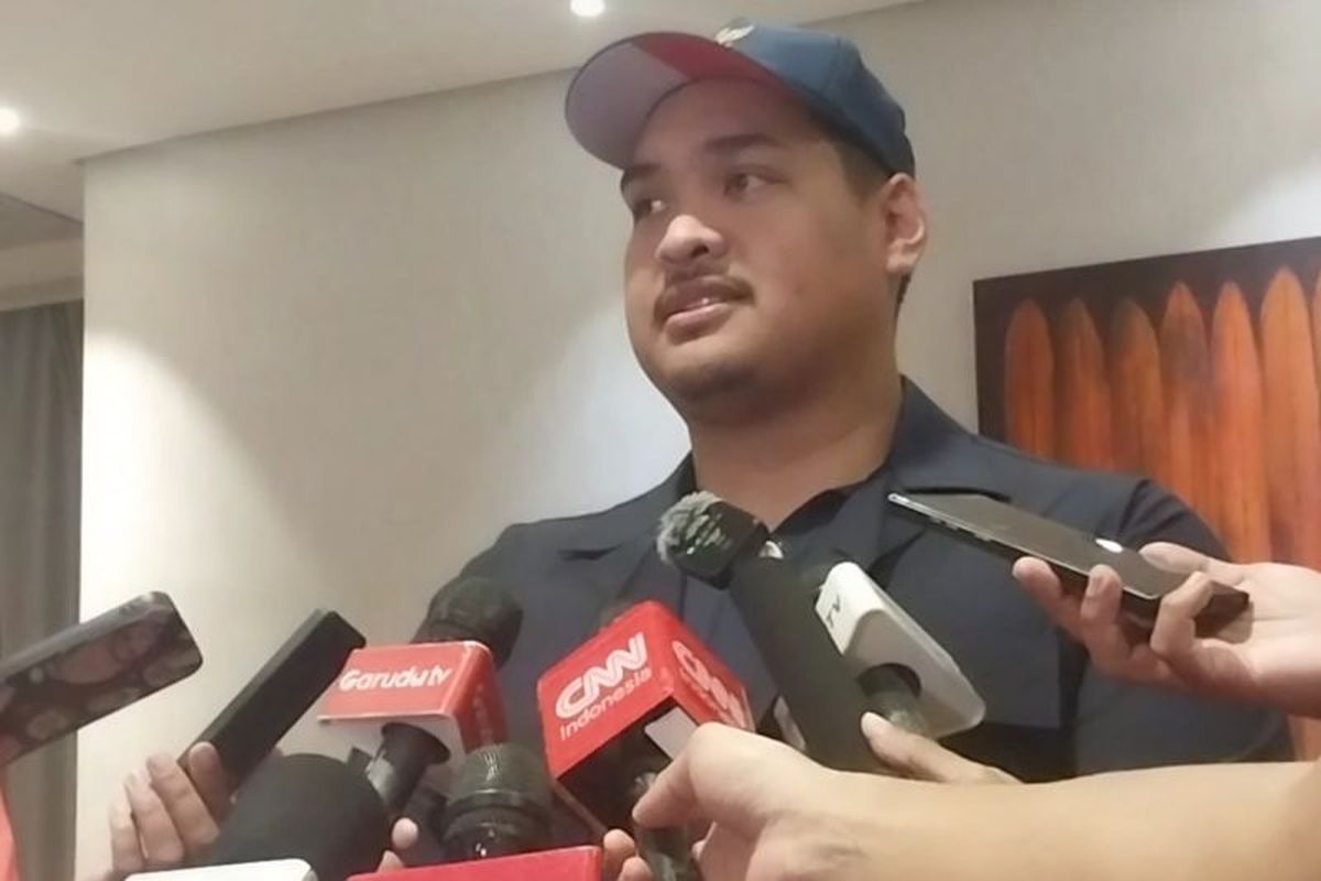 Menteri Pemuda dan Olahraga Indonesia, Dito Ariotedjo, memberikan penjelasan terkait hadiah mewah yang diterima oleh timnas Indonesia dari Presiden Prabowo Subianto.