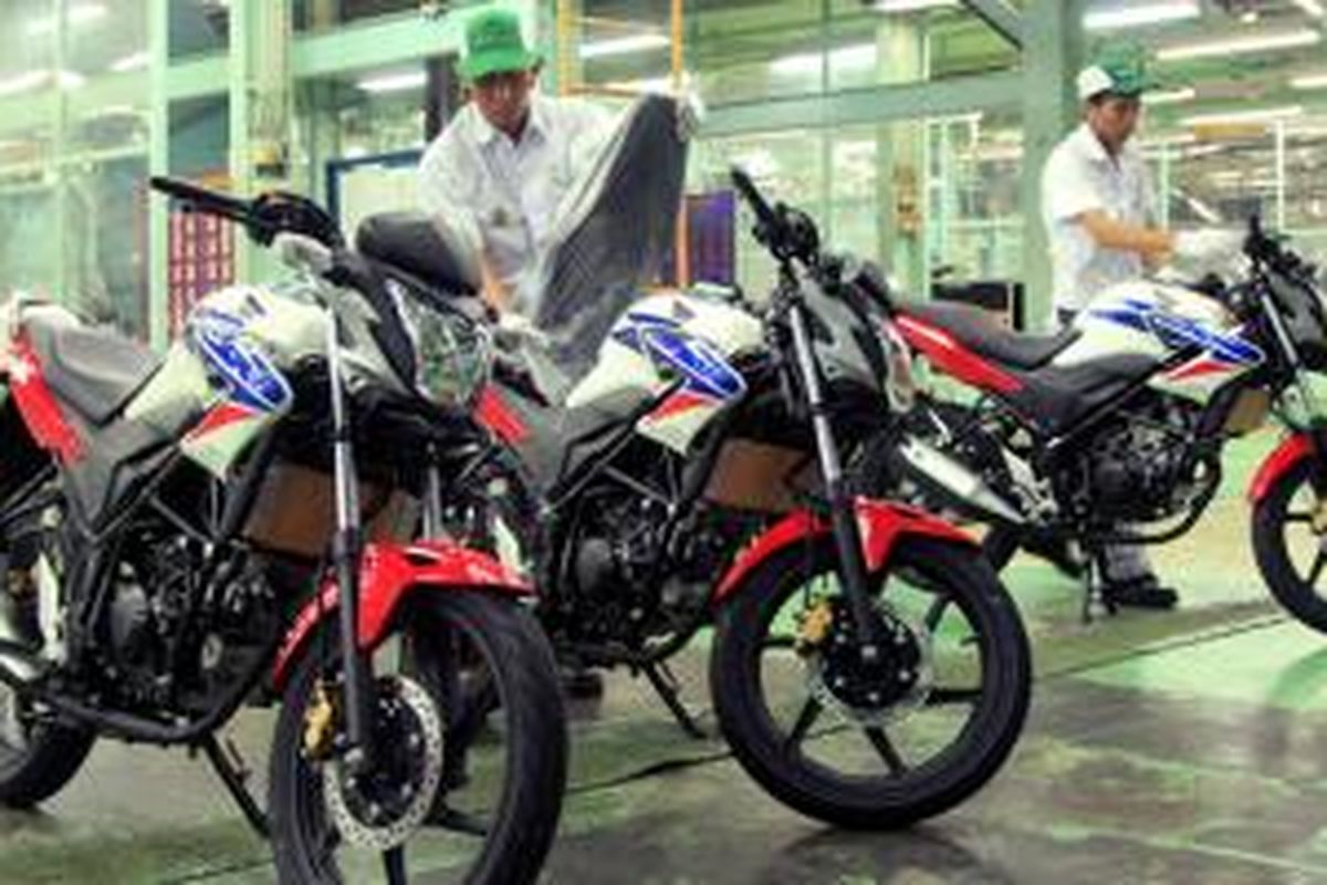 Honda CB150R Streetfire mantap sebagai tulang punggung sport Honda di Indonesia.