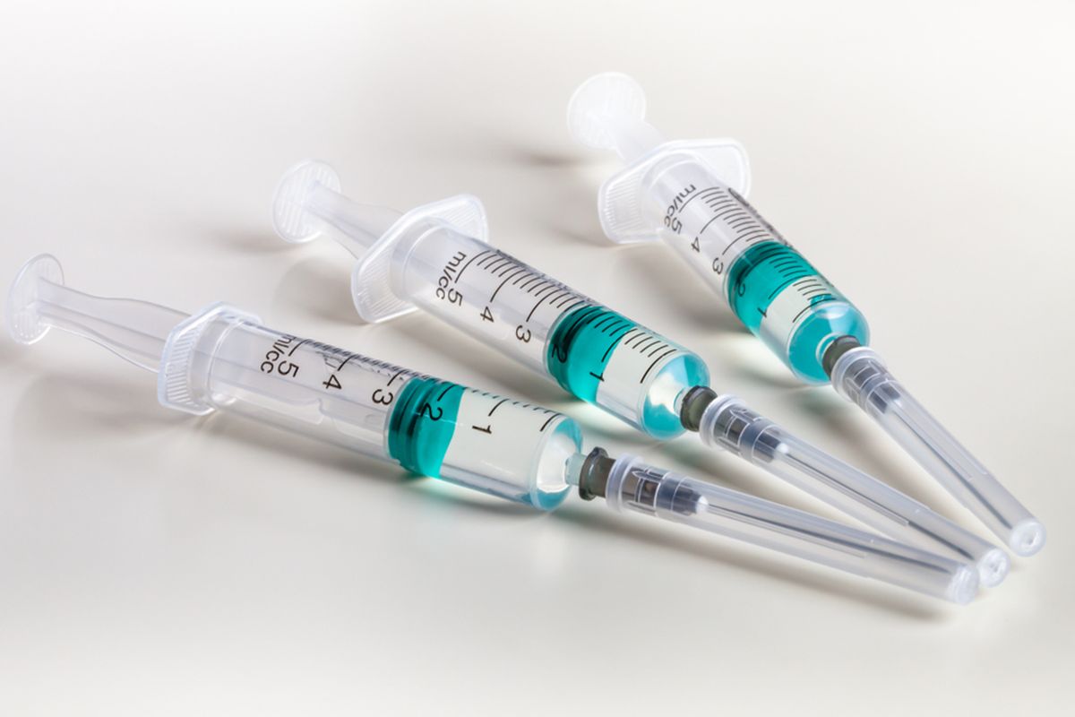 Ilustrasi jarum suntik. Amerika Serikat menghadapi krisis kekurangan jarum suntik, sementara saat vaksin corona tersedia, ahli peringatkan vaksinasi Covid-19 dapat terganggu.
